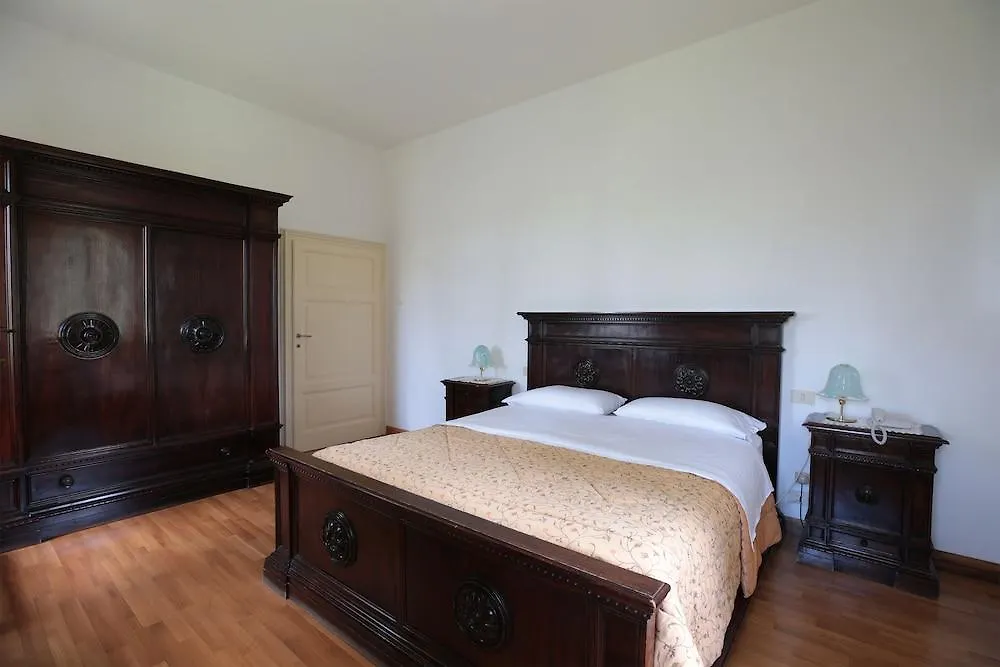 Il Castellaro Country House Perugia 0*,